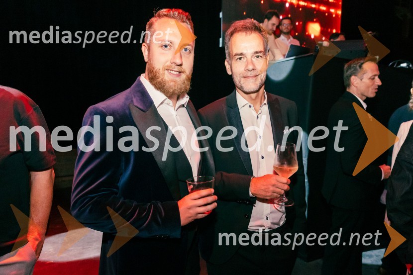  Aleksander Pozvek, imitator in novinar;  ... ;  ... POP promenada 2025