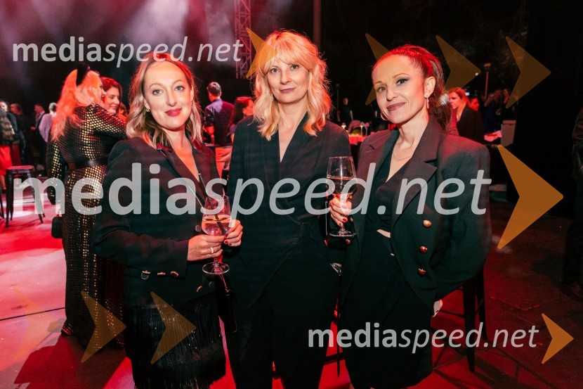  ... ;  ... ;  Mateja Dežman, odnosi z javnostmi, Pop TVPOP promenada 2025