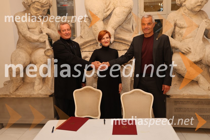  Vladimir  Rukavina Gogo, direktor Narodnega doma Maribor ter direktor Festivala Lent ; dr. Asta Vrečko, ministrica za kulturo;  Aleksander Saša Arsenovič, župan, Mestna občina MariborOtvoritveni koncert Festivala Maribor 2025