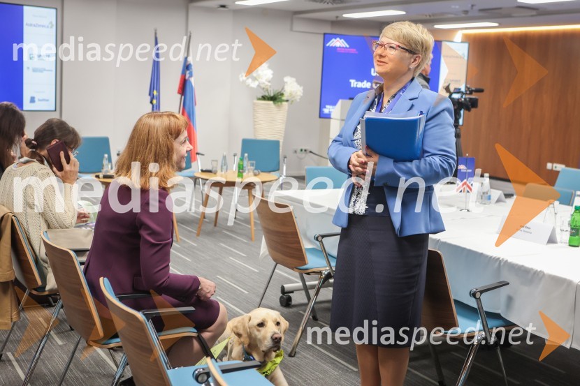  Victoria Harrison, britanska veleposlanica v Sloveniji; dr. Jerneja Jug Jerše, vodja Predstavništva Evropske komisije v SlovenijiBritansko-evropska poslovna konferenca