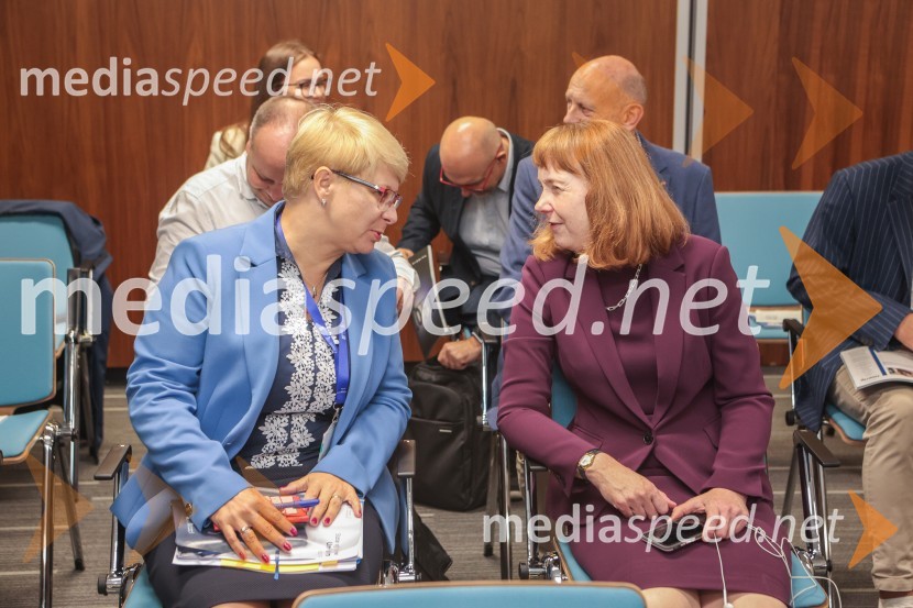 dr. Jerneja Jug Jerše, vodja Predstavništva Evropske komisije v Sloveniji;  Victoria Harrison, britanska veleposlanica v SlovenijiBritansko-evropska poslovna konferenca