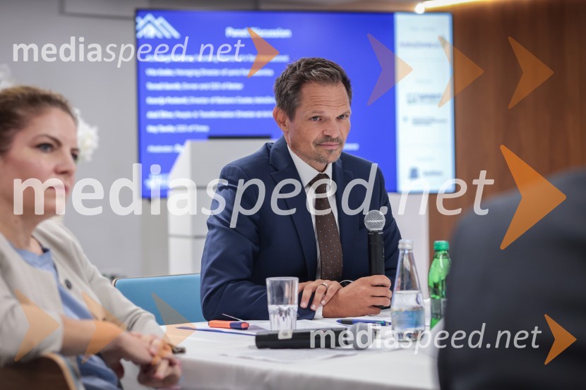  Žiga Fišer, Britansko-slovenska gospodarska zbornicaBritansko-evropska poslovna konferenca