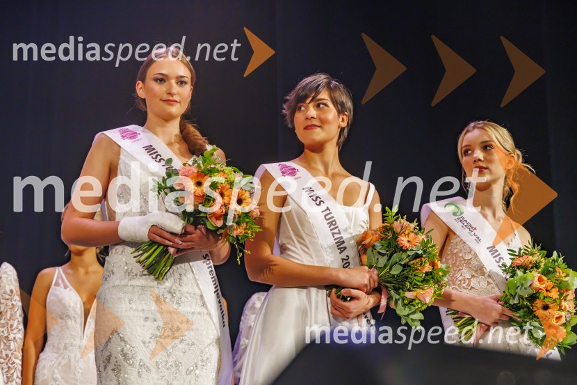  Ana Marija Cokan, 1. spremljevalka Miss Turizma 2025;  Živa Knific, 2. spremljevalka Miss Turizma 2025;  Anja VujadinovikjMiss Turizma 2025 v znamenju jubileja Barbare Misson