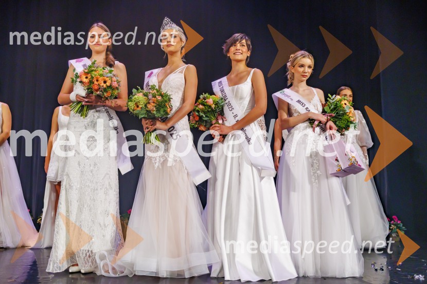  Ana Marija Cokan, 1. spremljevalka Miss Turizma 2025;  Zala Pal, Miss Turizma 2025;  Živa Knific, 2. spremljevalka Miss Turizma 2025;  Anja VujadinovikjMiss Turizma 2025 v znamenju jubileja Barbare Misson