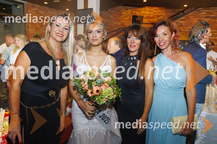  ... ;  Zala Pal, Miss Turizma 2025;  ... ;  ... Miss Turizma 2025 v znamenju jubileja Barbare Misson