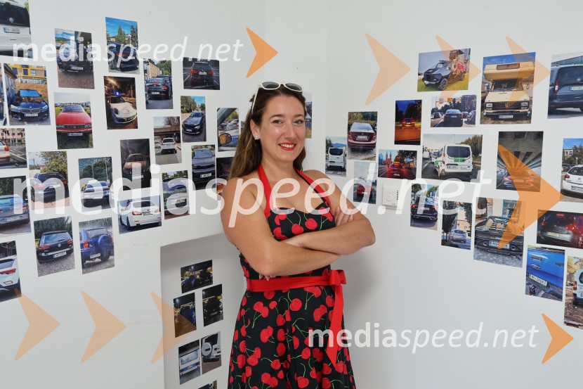  Maja Modrinjak, fotografinjaOtvoritev razstave Maje Modrinjak v Trafiki ob parku