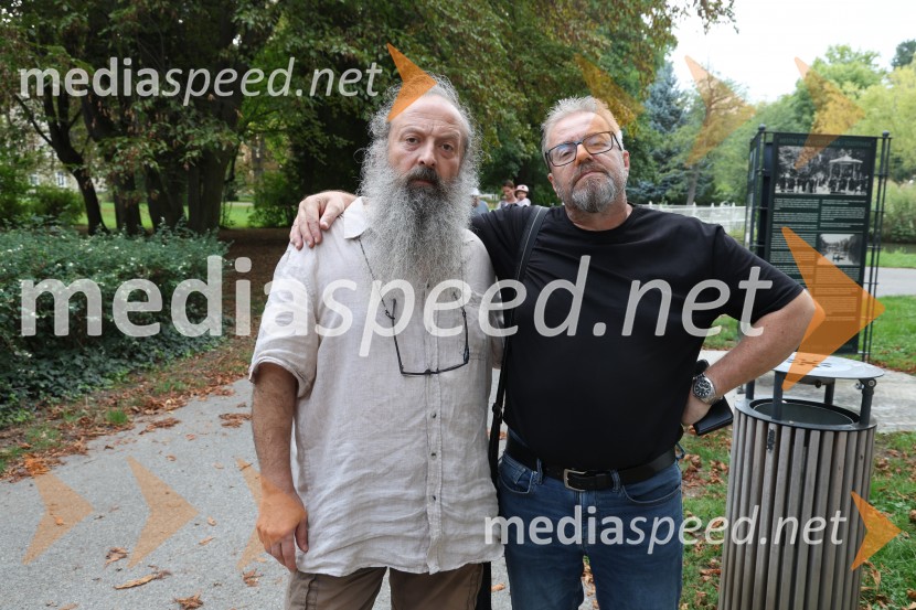 Otvoritev razstave Maje Modrinjak v Trafiki ob parku