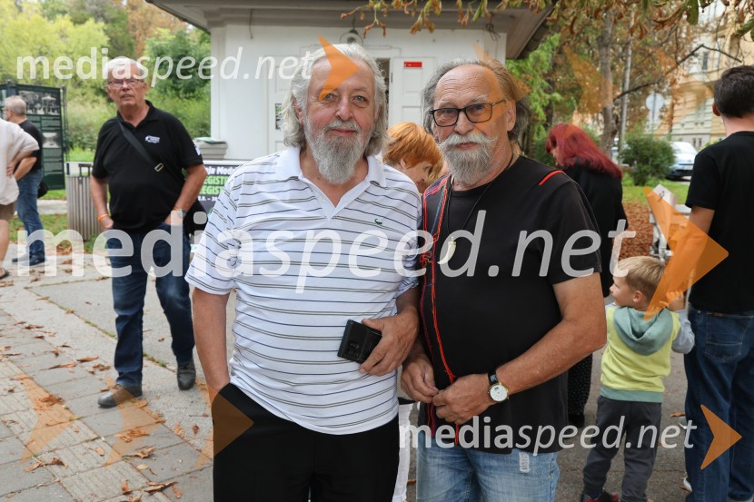 Otvoritev razstave Maje Modrinjak v Trafiki ob parku