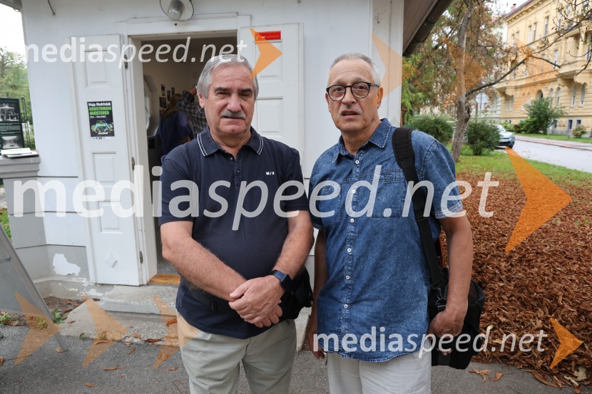 Otvoritev razstave Maje Modrinjak v Trafiki ob parku