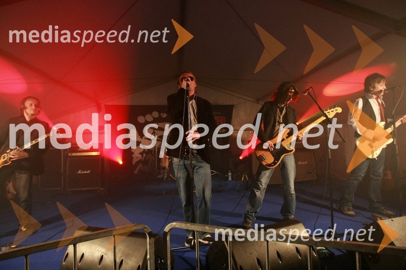 Skupina Big Foot MamaDan Univerze v Mariboru in 50 let Fakultete za organizacijske vede Kranj