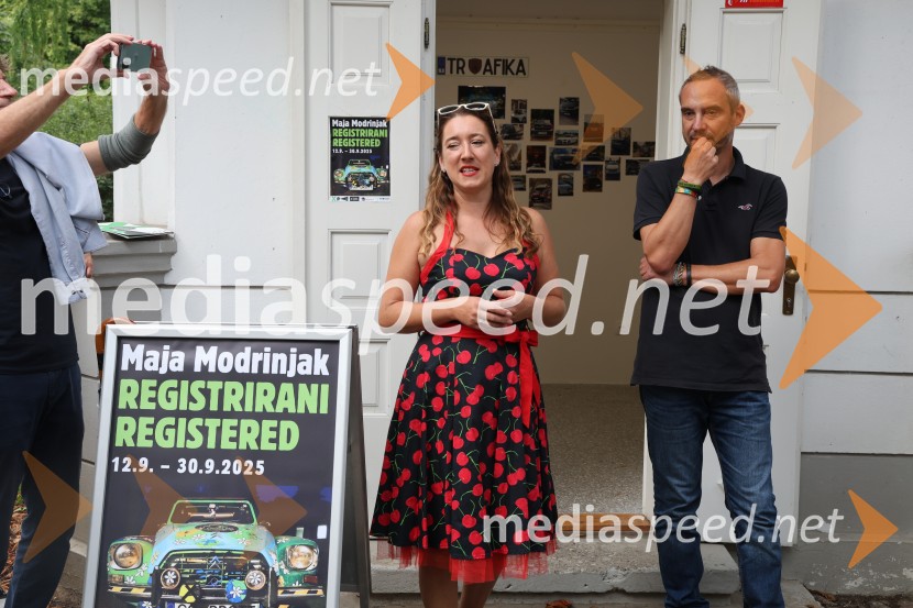  Maja Modrinjak, Fotografinja;  ... Otvoritev razstave Maje Modrinjak v Trafiki ob parku