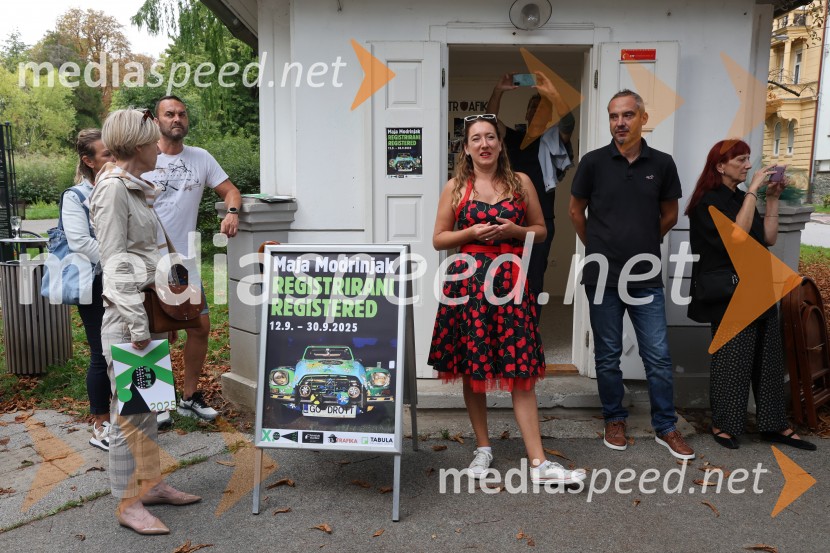  Maja Modrinjak, fotografinjaOtvoritev razstave Maje Modrinjak v Trafiki ob parku