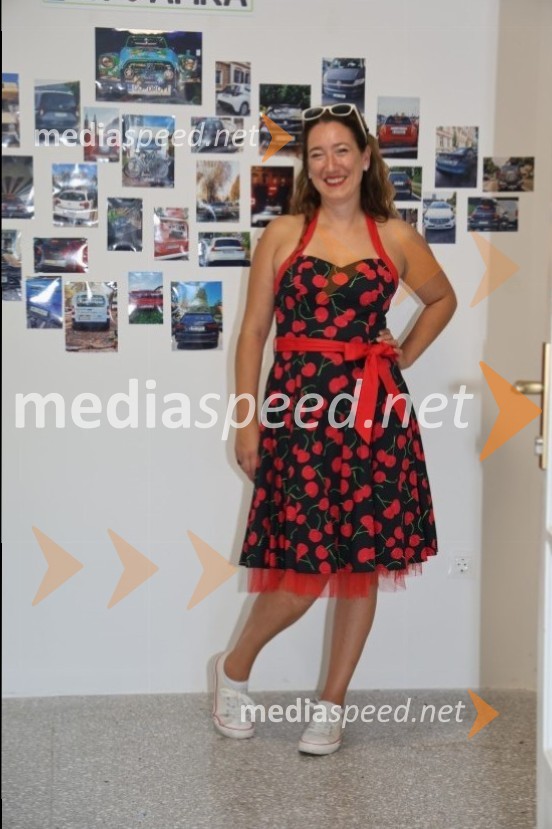  Maja Modrinjak, fotografinjaOtvoritev razstave Maje Modrinjak v Trafiki ob parku