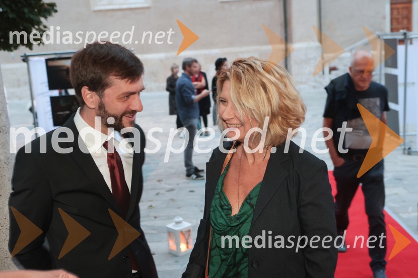  Rok Bozovičar, gledališki kritik;  Vesna Pernarčič, igralkaPremiera Don Kihot in podelitev nagrad Julija, Prešernovo gledališče Kranj