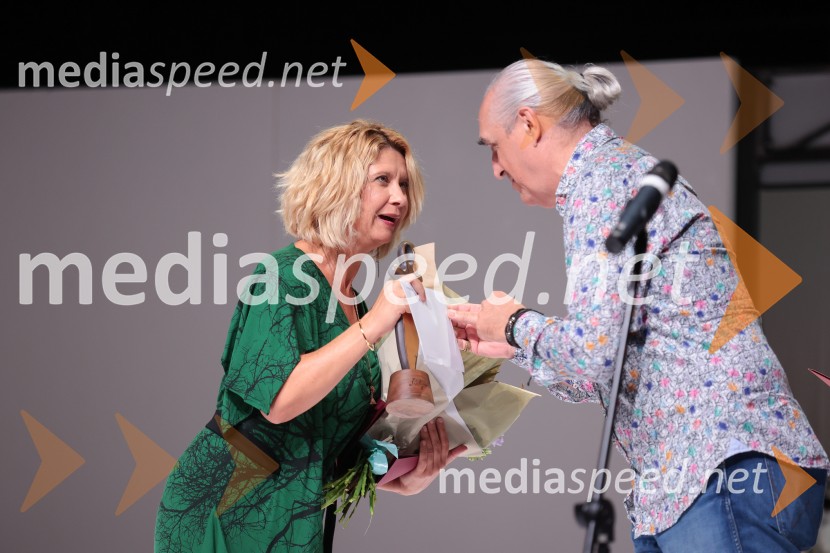  Vesna Pernarčič, igralkaPremiera Don Kihot in podelitev nagrad Julija, Prešernovo gledališče Kranj