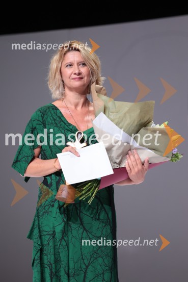  Vesna Pernarčič, igralkaPremiera Don Kihot in podelitev nagrad Julija, Prešernovo gledališče Kranj