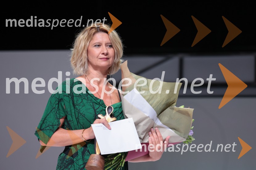  Vesna Pernarčič, igralkaPremiera Don Kihot in podelitev nagrad Julija, Prešernovo gledališče Kranj