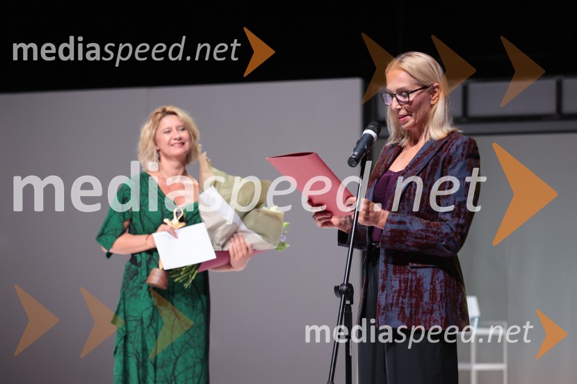  Vesna Pernarčič, igralka;  ... Premiera Don Kihot in podelitev nagrad Julija, Prešernovo gledališče Kranj