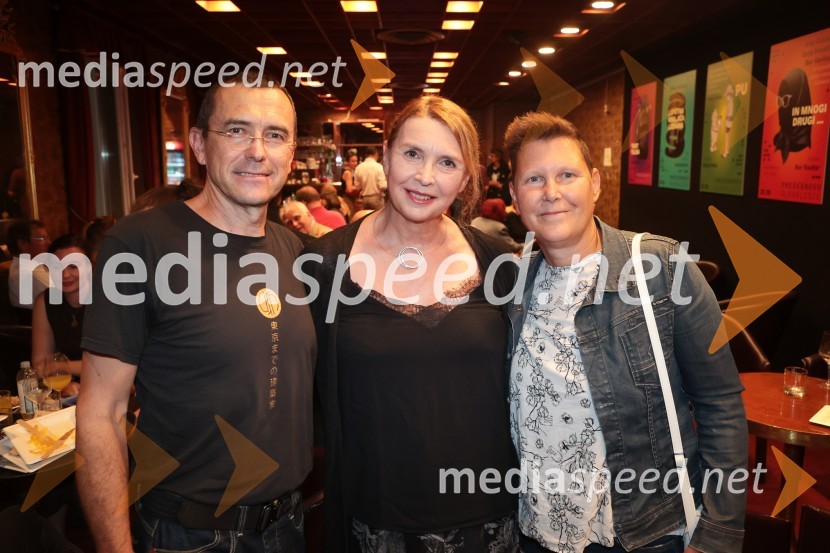  Bruno Urh, arhitekt, Urh arhitekti;  Darja Reichman, igralka;  Carmen Urh, arhitektka, Urh arhitektiPremiera Don Kihot in podelitev nagrad Julija, Prešernovo gledališče Kranj