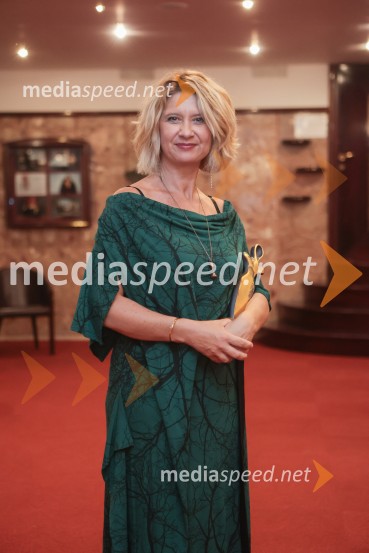  Vesna Pernarčič, igralkaPremiera Don Kihot in podelitev nagrad Julija, Prešernovo gledališče Kranj