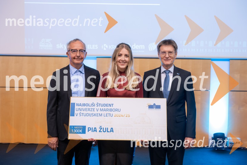  ... ;  Pia Žula, najboljša študentka Univerze v Mariboru 2024/2025; prof. dr. Zdravko Kačič, rektor Univerze v MariboruNajboljša študentka Univerze v Mariboru je Pia Žula