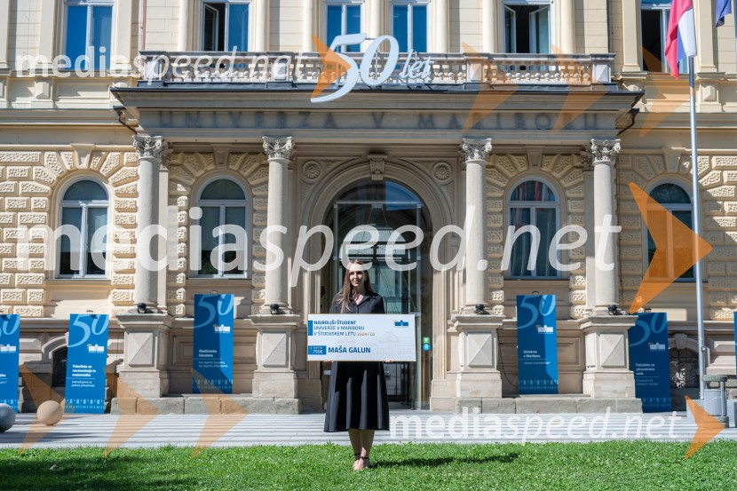  Maša GalunNajboljša študentka Univerze v Mariboru je Pia Žula