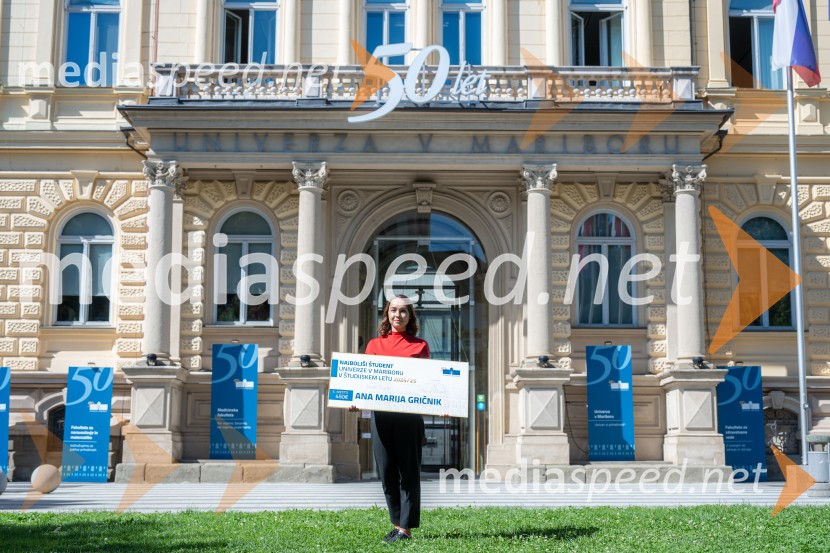  Ana Marija GričnikNajboljša študentka Univerze v Mariboru je Pia Žula