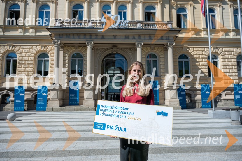  Pia Žula, najboljša študentka Univerze v Mariboru 2024/2025Najboljša študentka Univerze v Mariboru je Pia Žula
