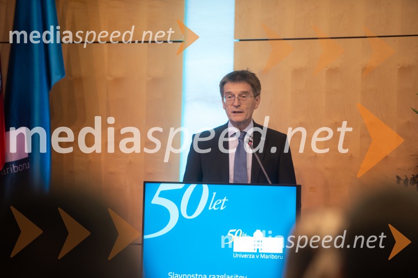 prof. dr. Zdravko Kačič, rektor Univerze v MariboruNajboljša študentka Univerze v Mariboru je Pia Žula