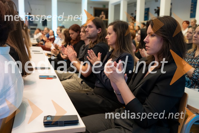 Najboljša študentka Univerze v Mariboru je Pia Žula