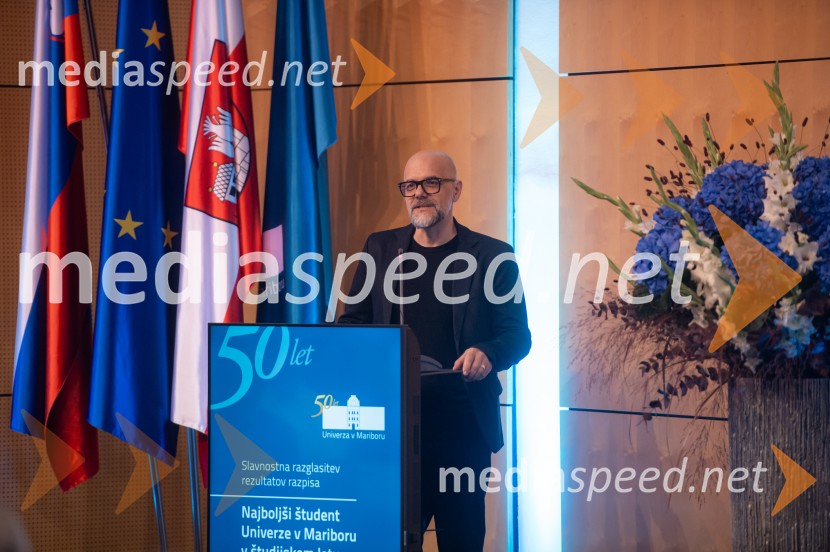 dr. Dean Korošak,  prorektor za znanstvenoraziskovalno dejavnost Univerze v MariboruNajboljša študentka Univerze v Mariboru je Pia Žula