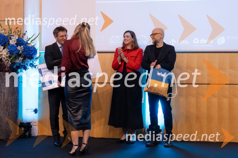 Najboljša študentka Univerze v Mariboru je Pia Žula