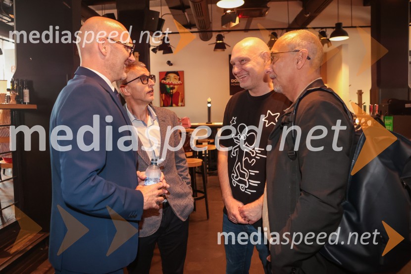 Filmska priredba romana Belo se pere na devetdeset predstavljena na novinarski konferenci