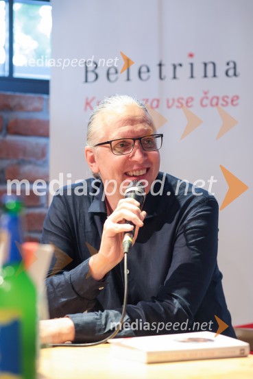  Marko  Naberšnik, režiser in scenaristFilmska priredba romana Belo se pere na devetdeset predstavljena na novinarski konferenci