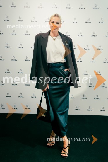  Tjaša  Kokalj Jerala, manekenka, voditeljicaPrenovljena Nama ponovno odprla svoja vrata