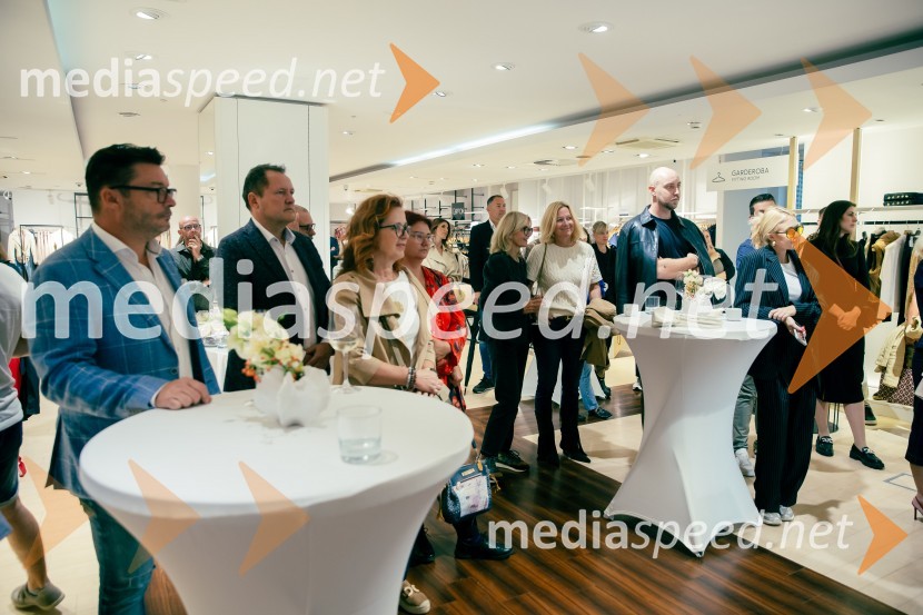 Prenovljena Nama ponovno odprla svoja vrata