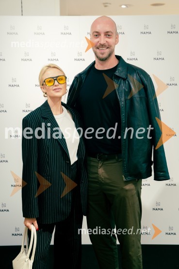  Sara Vrečko, spletna vplivnica;  ... Prenovljena Nama ponovno odprla svoja vrata