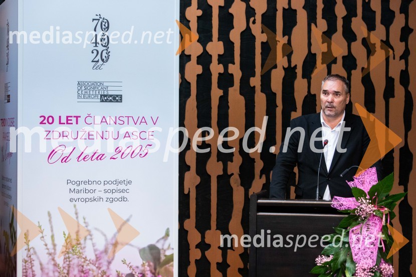 mag. Andrej Rihter, direktor, Javni holding MariborPogrebno podjetje Maribor obeležilo tri pomembne jubileje