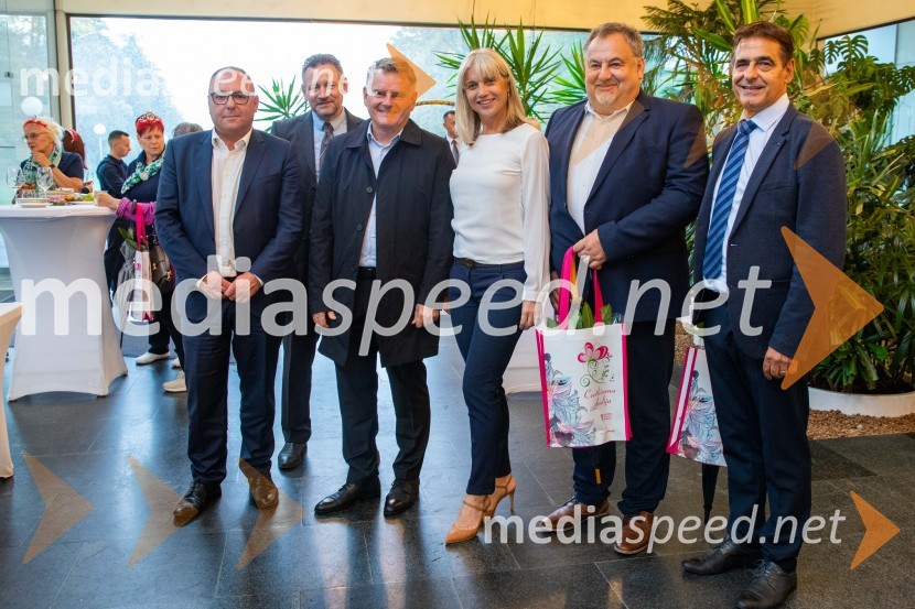  ... ;  ... ;  Ranko Šmigoc, direktor, Marprom; mag. Lidija Pliberšek, direktorica, Pogrebno podjetje Maribor d.d.;  ... ;  ... Pogrebno podjetje Maribor obeležilo tri pomembne jubileje