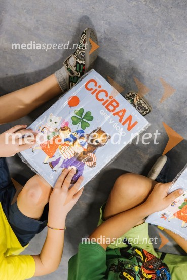 Na OŠ Otona Župančiča otroke razveselili z Nandom in Cicibani