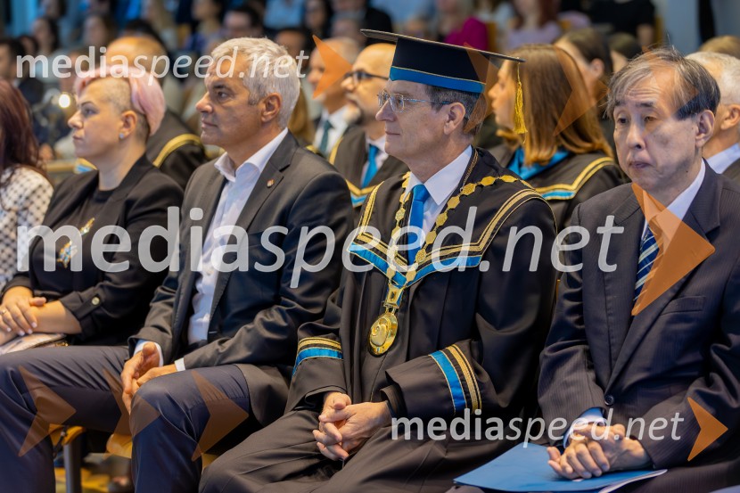 dr. Aida  Kamišalić Latifić,  Fakulteta za elektrotehniko, računalništvo in informatiko, Univerza v Mariboru;  Aleksander Saša Arsenovič, župan, Mestna občina Maribor; prof. dr. Zdravko Kačič, rektor Univerze v Mariboru; prof. dr. Kazuyuki Hokamoto, častni doktor Univerze v MariboruDan Univerze v Mariboru 2025