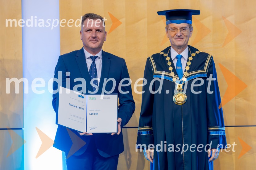 dr. Simon Rečnik, direktor Trdnih izdelkov in član uprave Leka d.d.; prof. dr. Zdravko Kačič, rektor Univerze v MariboruDan Univerze v Mariboru 2025
