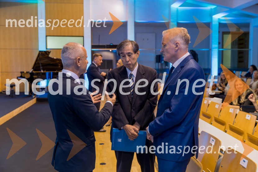  ... ; prof. dr. Kazuyuki Hokamoto, častni doktor Univerze v Mariboru;  ... Dan Univerze v Mariboru 2025