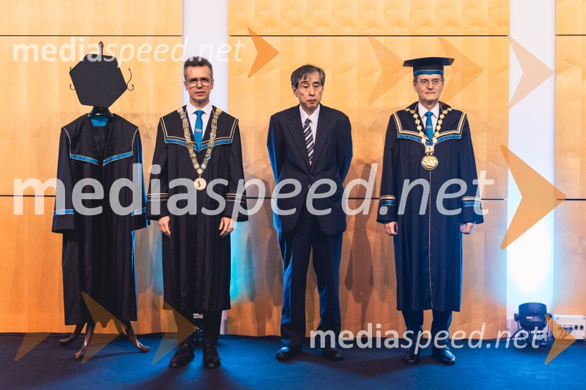 ... ; prof. dr. Kazuyuki Hokamoto, častni doktor Univerze v Mariboru; prof. dr. Zdravko Kačič, rektor Univerze v MariboruDan Univerze v Mariboru 2025