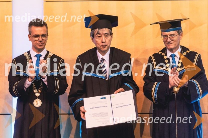 ... ; prof. dr. Kazuyuki Hokamoto, častni doktor Univerze v Mariboru; prof. dr. Zdravko Kačič, rektor Univerze v MariboruDan Univerze v Mariboru 2025