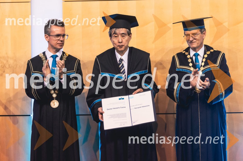  ... ; prof. dr. Kazuyuki Hokamoto, častni doktor Univerze v Mariboru; prof. dr. Zdravko Kačič, rektor Univerze v MariboruDan Univerze v Mariboru 2025