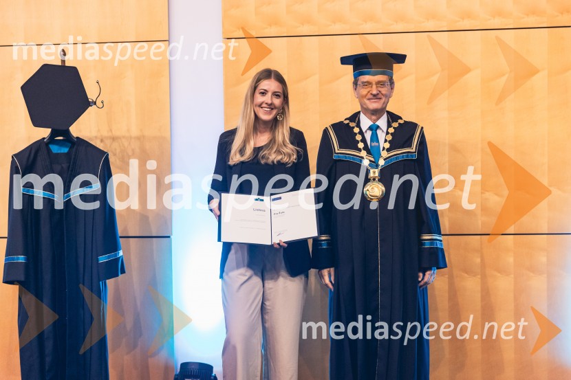  Pia Žula, najboljša študentka Univerze v Mariboru 2024/2025; prof. dr. Zdravko Kačič, rektor Univerze v MariboruDan Univerze v Mariboru 2025