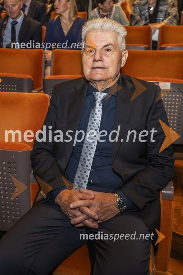 Univerza v Mariboru odlikovana z redom za zasluge