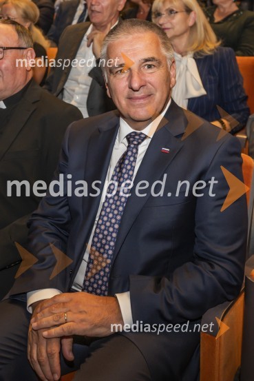  Marko Lotrič, predsednik, Državni svetUniverza v Mariboru odlikovana z redom za zasluge
