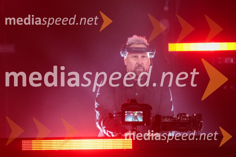  Uroš Umek, DJDJ Umek združil moči s simfoničnim orkestrom